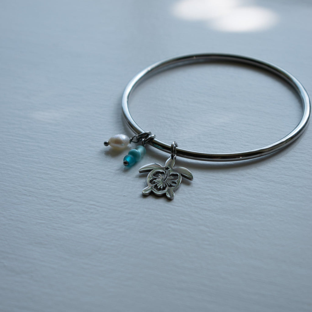 Silver Hibiscus Turtle Charm Bangle