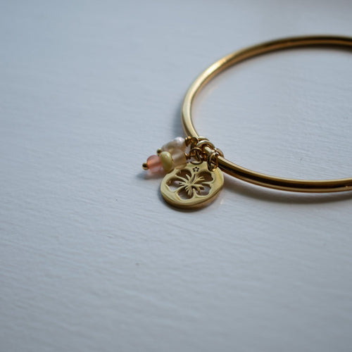 Gold Hibiscus Circle Charm Bangle