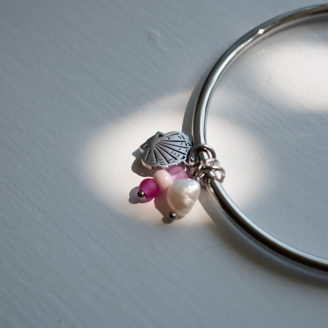 Silver Shell Charm Bangle