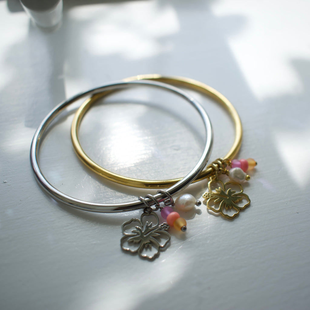 Silver Hibiscus Charm Bangle