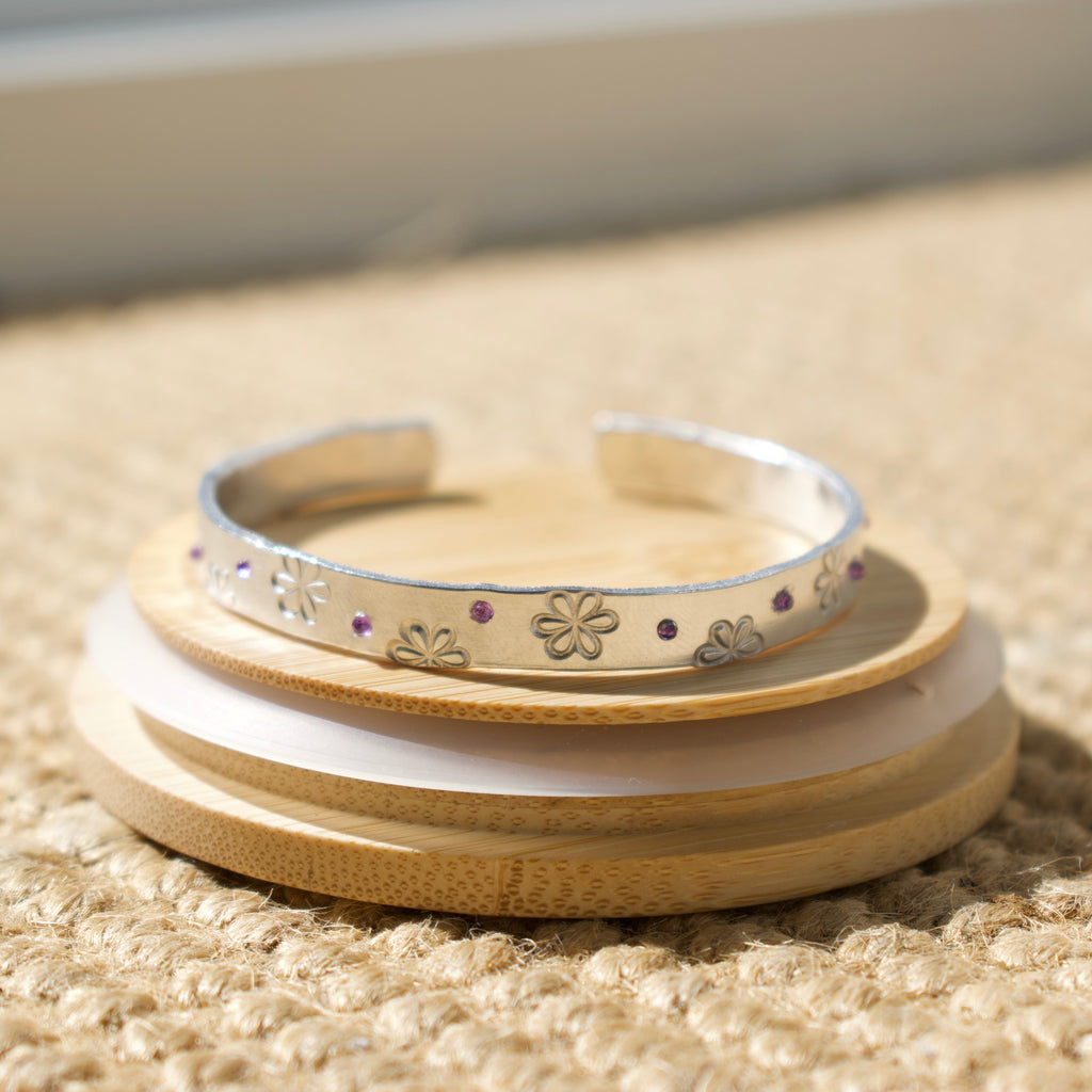 Silver Sparkly Ditzy Daisy Hand-Stamped Bangle